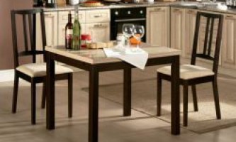 Кухонные деревянные столы